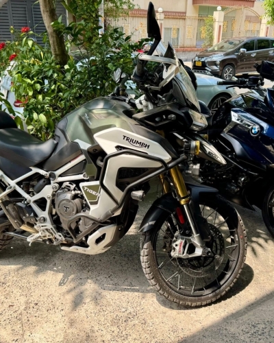 [T4/2026] Triumph Tiger 1200 Rally Explorer pô thùng full chống đổ; Triumph Tiger 1200 GT Explorer full chống đổ, cặp thùng hãng