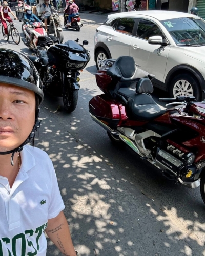 [T4/2026] Honda Goldwing 1800 2023 màu đỏ phom mới & Harley Roadglide 2020 full kịch đồ