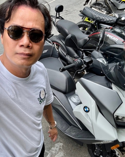 [T9/2025] BMW C400 GT 2023 ga điện & Triumph Street Triple 765RS 2020