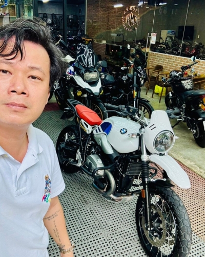 [T5/2025] BMW R9T Urban GS nhiều đồ chơi & Triumph Trident 660cc nhiều đồ chơi có pô full