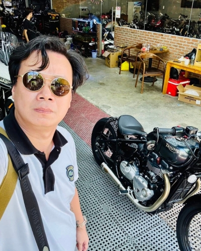 [T5/2025] Triumph Bobber 1200cc 2017 odo 5k miles vào nhiều đồ chơi