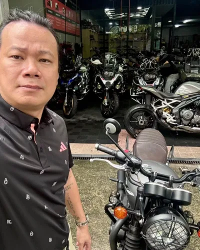 [T9/2026] Một đôi Triumph Bonneville quốc dân giá mềm