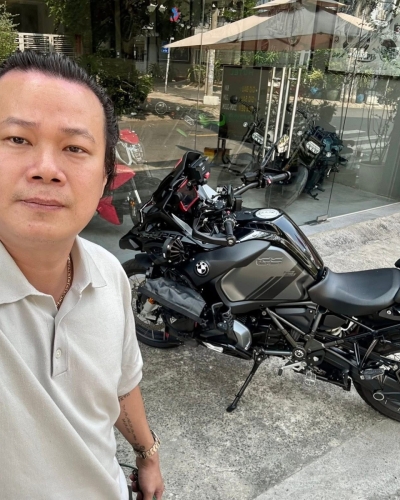 [T1/2026] Cặp đôi BMW R1250 GSA Triple Black 2023; Kia Carnival 2023: Harley 48 2022; Indian Scout 2018