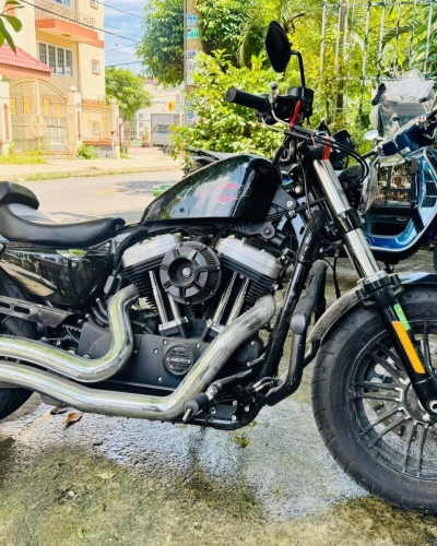 [T10/2025] Harley 48 2020 odo 5k miles vào nhiều đồ chơi