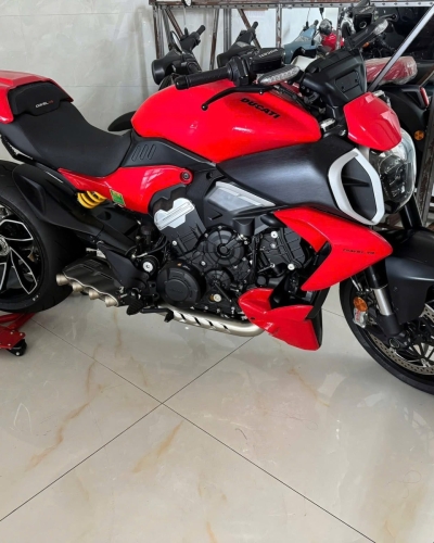 [T10/2025] Ducati Diavel V4 2024 siêu lướt odo 68km