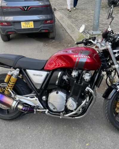 [T10/2026] Honda CB1100RS 2018 sẵn đồ chơi
