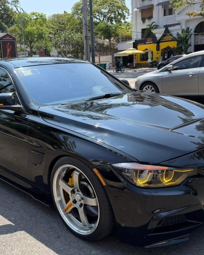 [T3/2026] BMW 320i full kịch đồ chơi