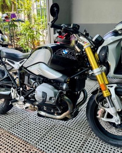 [T8/2025] BMW R9T Classic 2018 nhiều đồ chơi