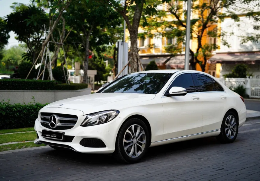 Mercedes C200 model 2017