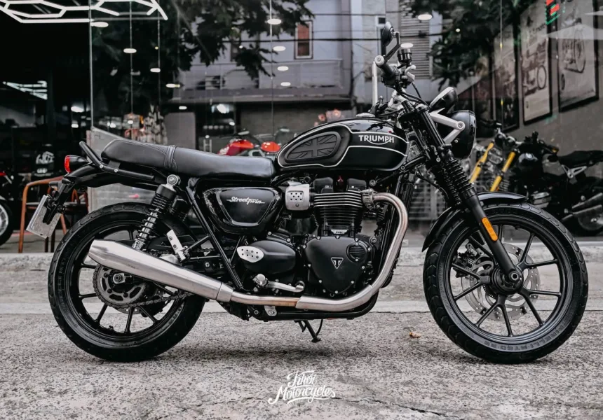 Triumph Street Twin 900cc 2018 odo 18k km