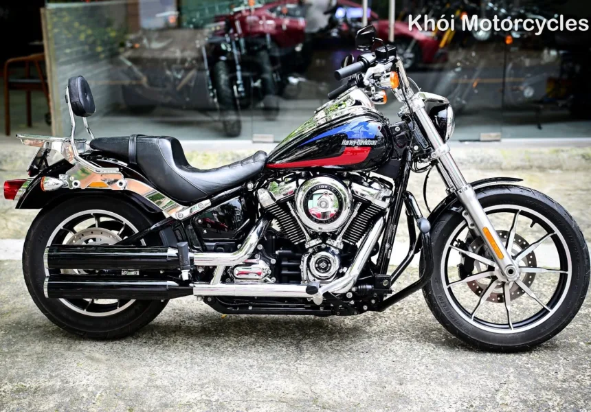 Harley Davidson Softail Low Rider Classic 2020 Odo 1v3 miles