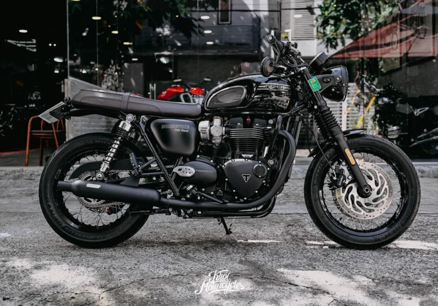 Triumph Bonneville T120 2023 odo lướt 2k km