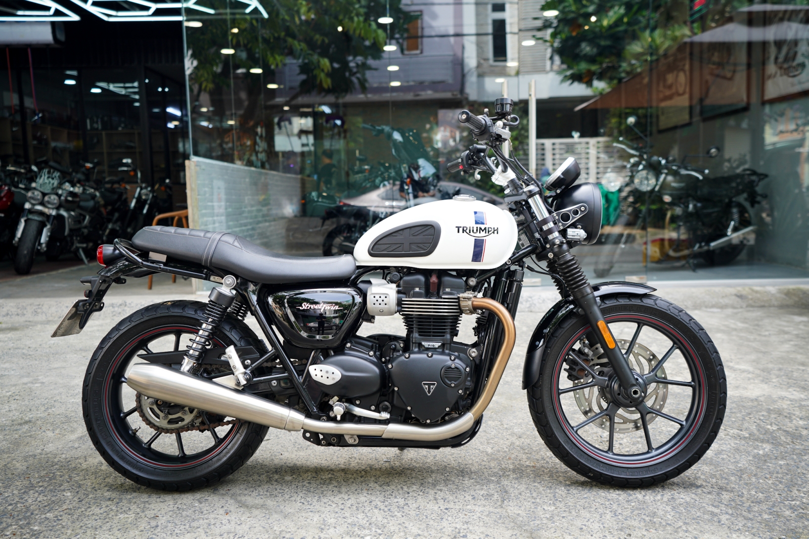 Triumph Street Twin 900cc 2018 Trắng