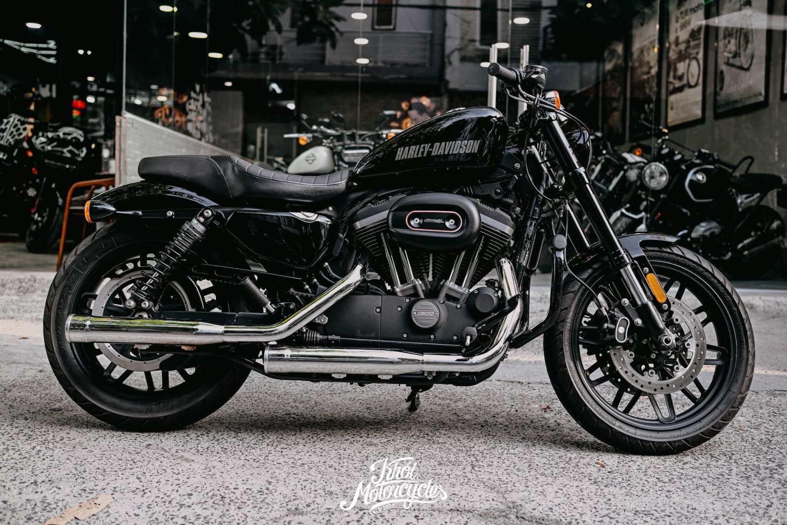 Harley Davidson Roadster 1200 2018 xe Mỹ odo 8k miles