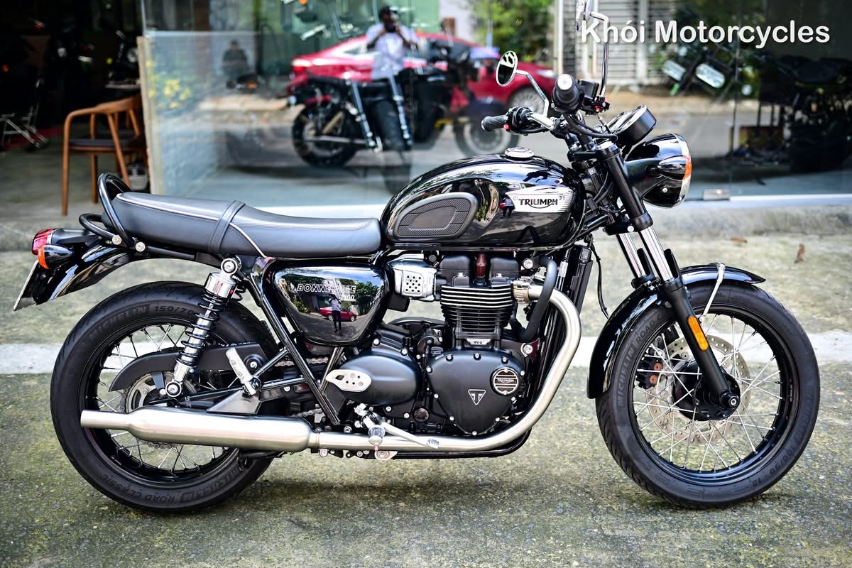 Triumph Bonneville T100 2024 lướt 3k km