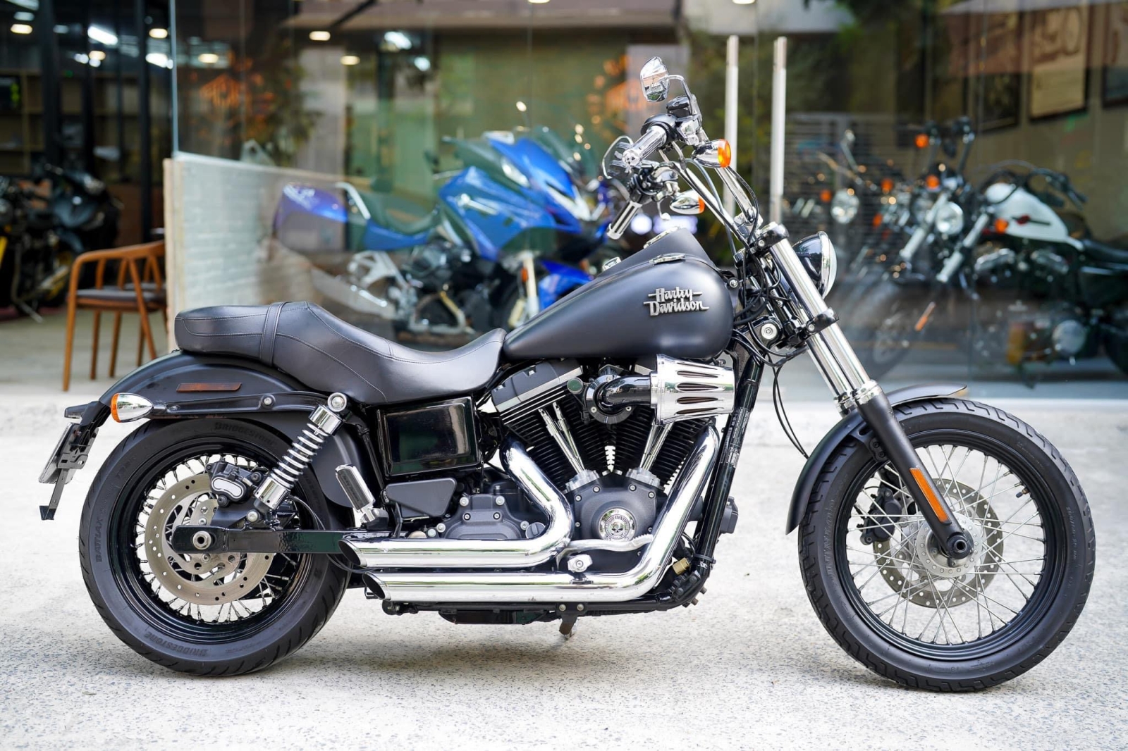 Harley Davidson Dyna Street Bob