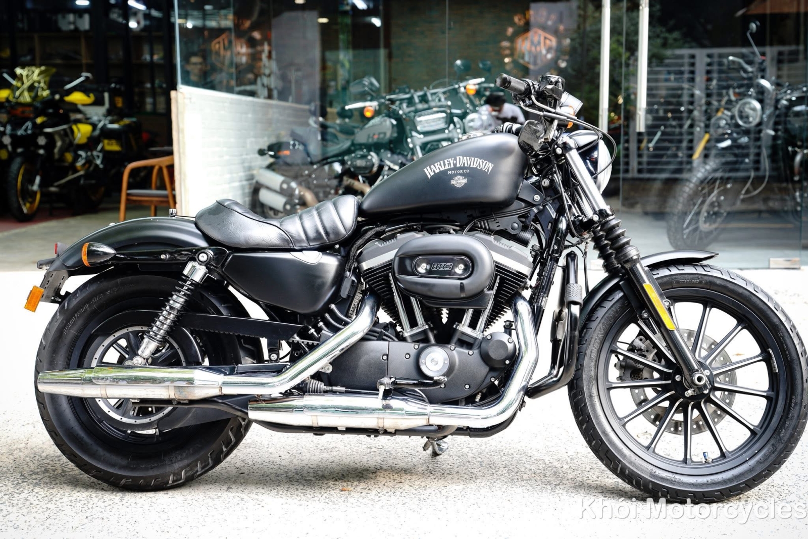 Harley Davidson Iron 883cc 2016 Odo 9k5 miles