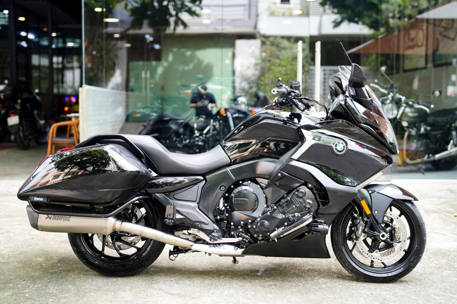 BMW K1600 Bagger