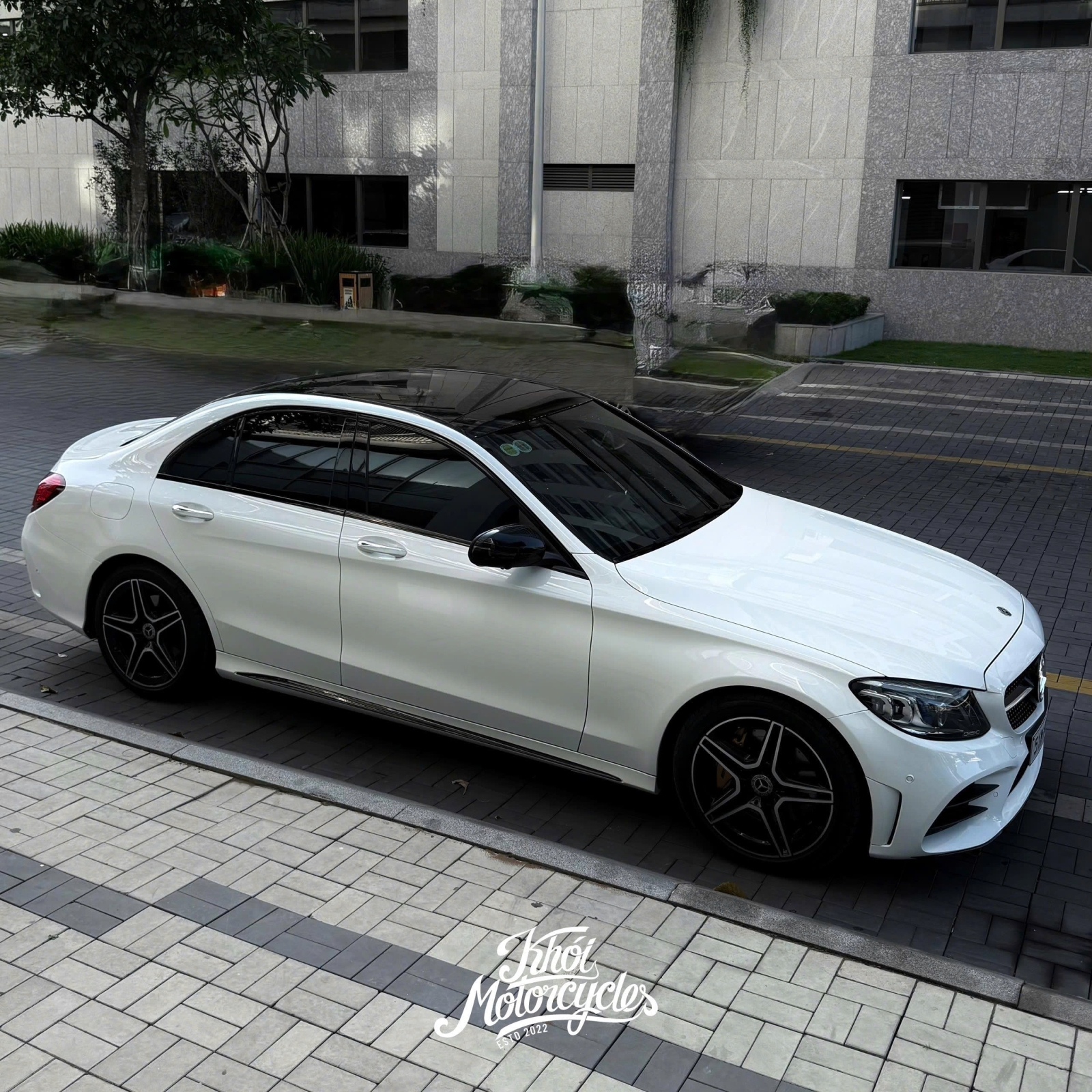 MERCEDES C300 AMG model 2021 FL Odo 1v9 miles