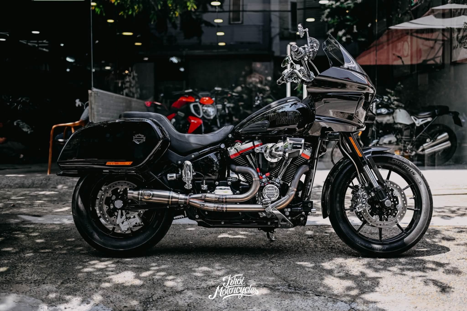Harley Davidson Low Rider ST Vivid Black 2022 odo 4k km độ full
