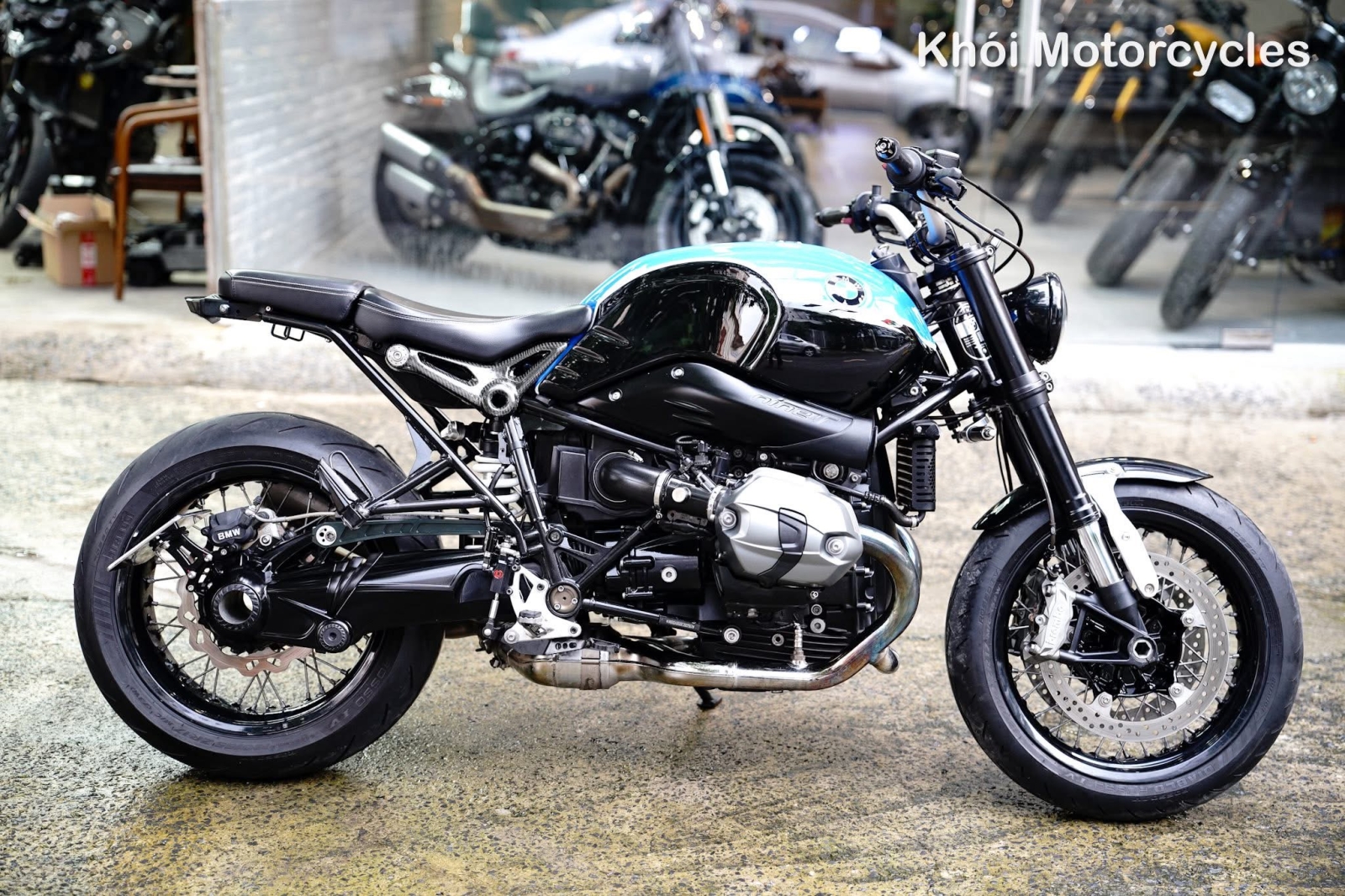 BMW R9T Classic 2015 kèm đồ chơi